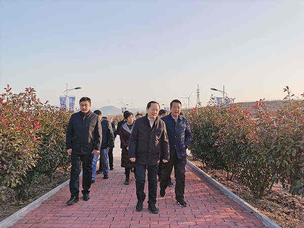 諸城市委副書記、市長(zhǎng)王浩到基地調(diào)研