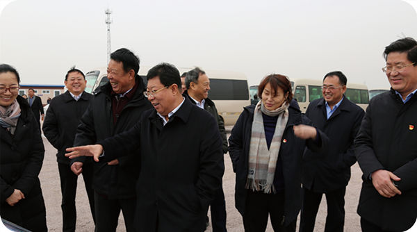 原諸城市委書記桑福嶺、原市長(zhǎng)劉峰梅到基地調(diào)研